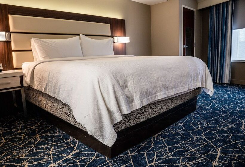 جناح, Hilton Garden Inn Fayetteville Fort Liberty