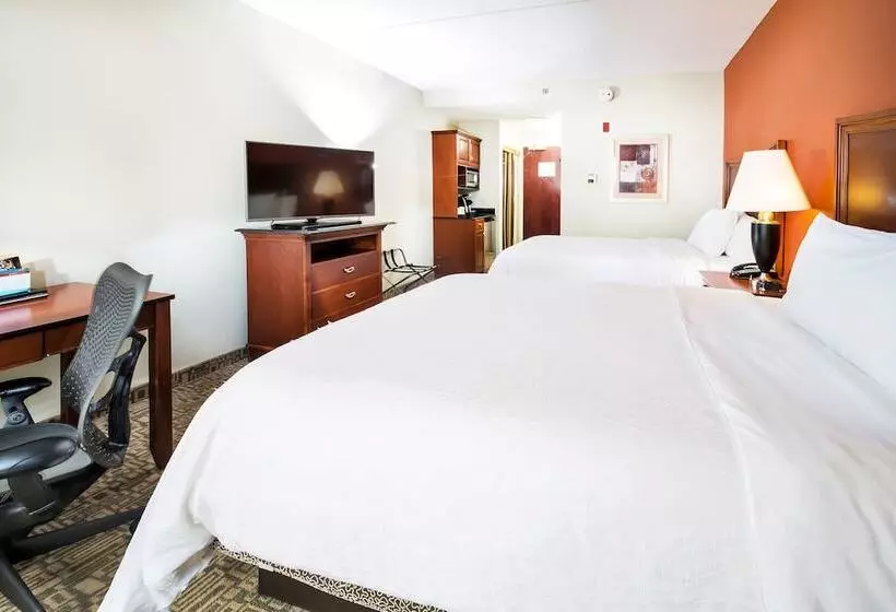 スタンダードルーム, Hilton Garden Inn Fayetteville Fort Liberty