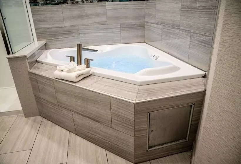 スイート, Hilton Garden Inn Fayetteville Fort Liberty