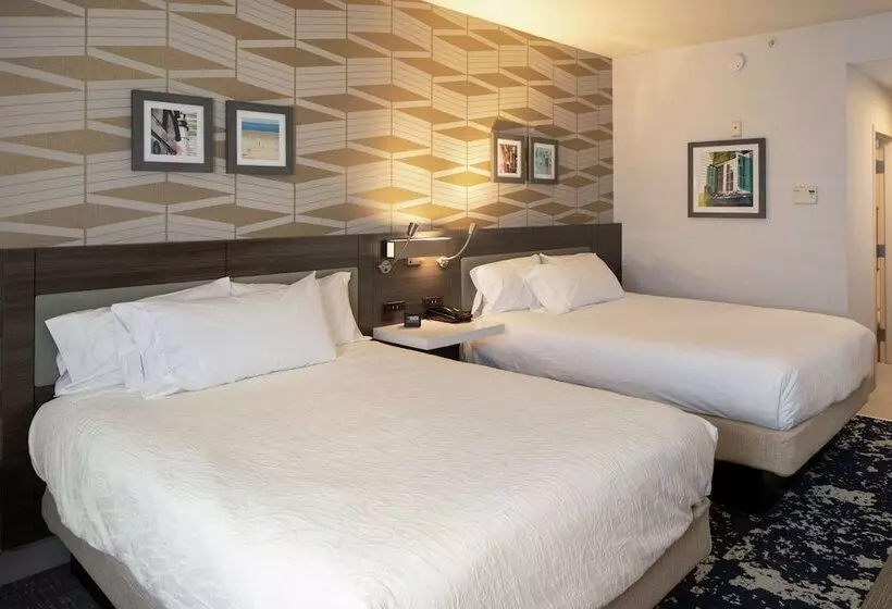 身障者適用スタンダードルーム, Hilton Garden Inn Freeport Downtown