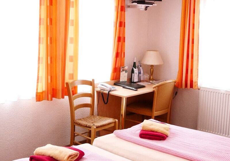 חדר סטנדרט, Weinhotel Des Riesling Zum Grünen Kranz