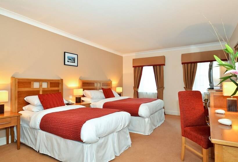 غرفة عائلية, Newport