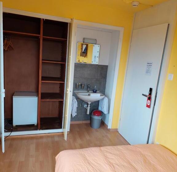 Habitació Economy Bany Compartit, Oldtown Hostel Otter