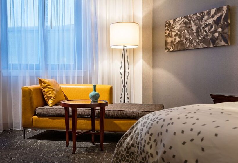 غرفة كلوب, Renaissance Providence Downtown