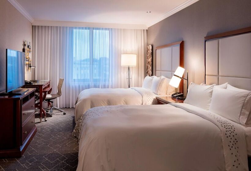 غرفة كلوب, Renaissance Providence Downtown