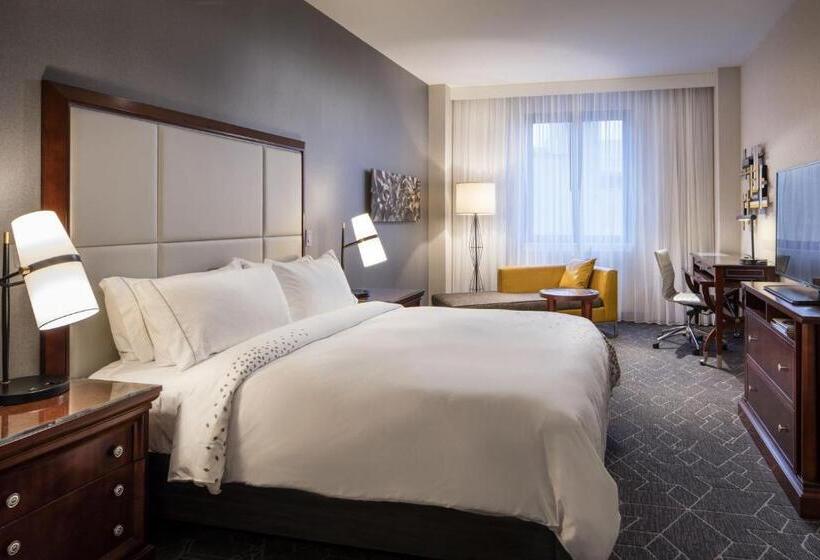 غرفة كلوب, Renaissance Providence Downtown