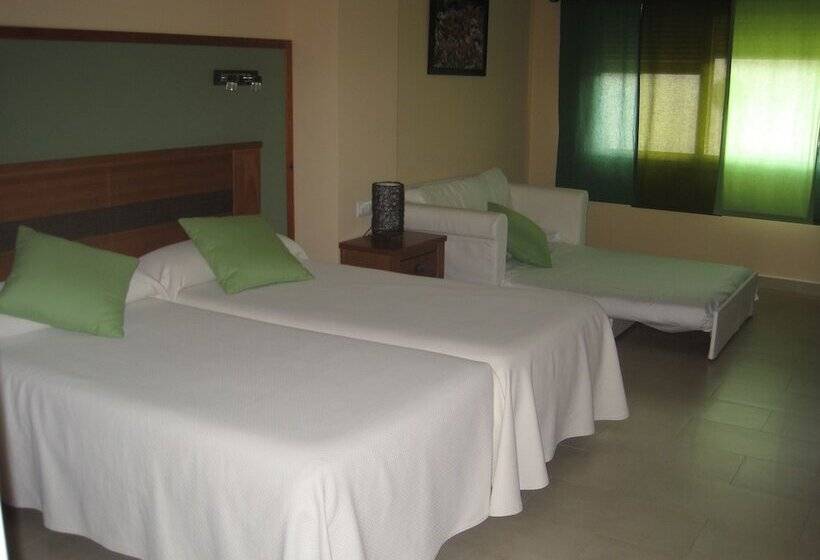 غرفة قياسية ثلاثية, Sierra Luz