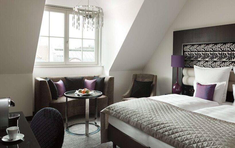 Номер Deluxe, Steigenberger Icon Grandhotel Handelshof Leipzig