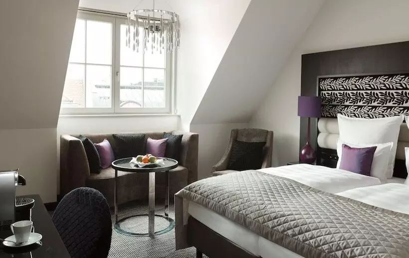 اتاق لوکس, Steigenberger Icon Grandhotel Handelshof Leipzig