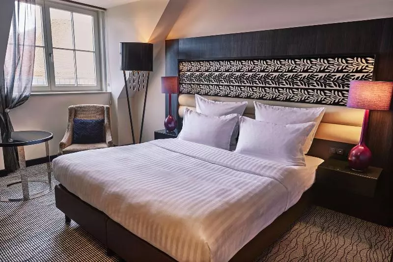 اتاق لوکس, Steigenberger Icon Grandhotel Handelshof Leipzig