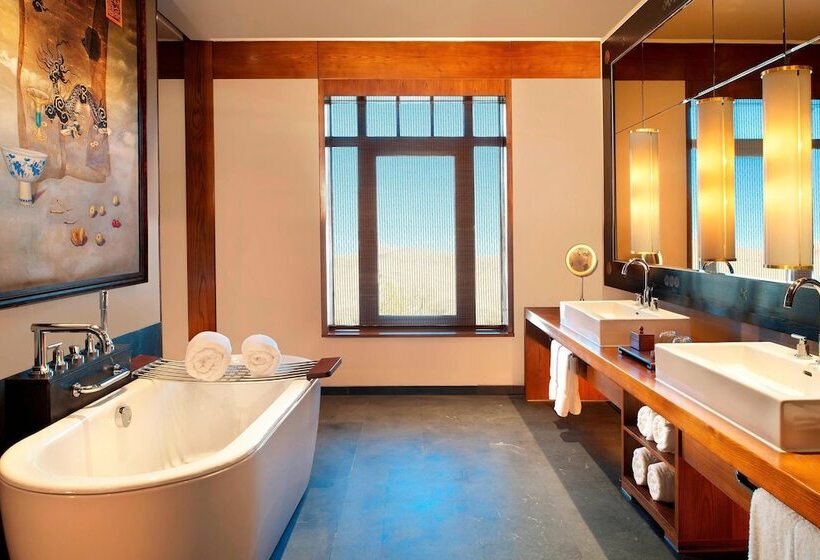 프리미엄 룸, The St. Regis Lhasa Resort