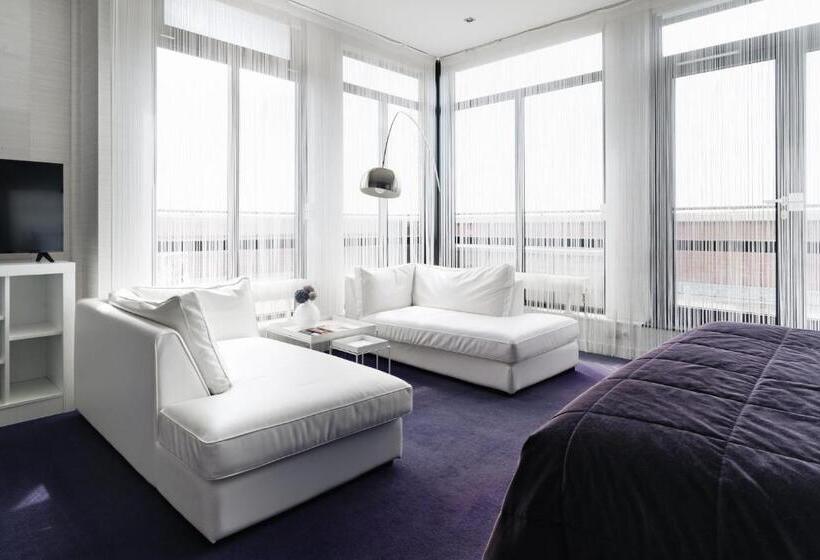 Suit Deluxe, Van Der Valk Theaterhotel De Oranjerie