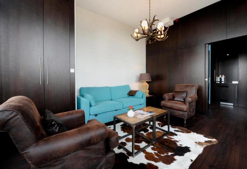 سوییت لوکس, Van Der Valk Theaterhotel De Oranjerie