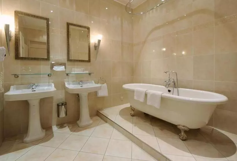 Standard-huone, Van Der Valk Theaterhotel De Oranjerie