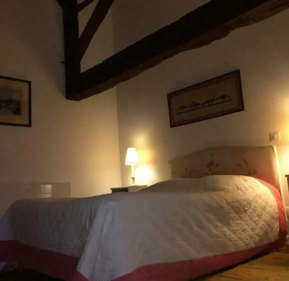 スタンダードルーム, Chambre Dans Prieuré De Caractère Xviii Siècle