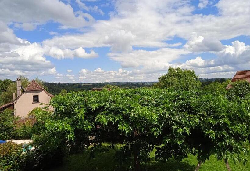 Номер Стандарт, Chambre Dans Prieuré De Caractère Xviii Siècle