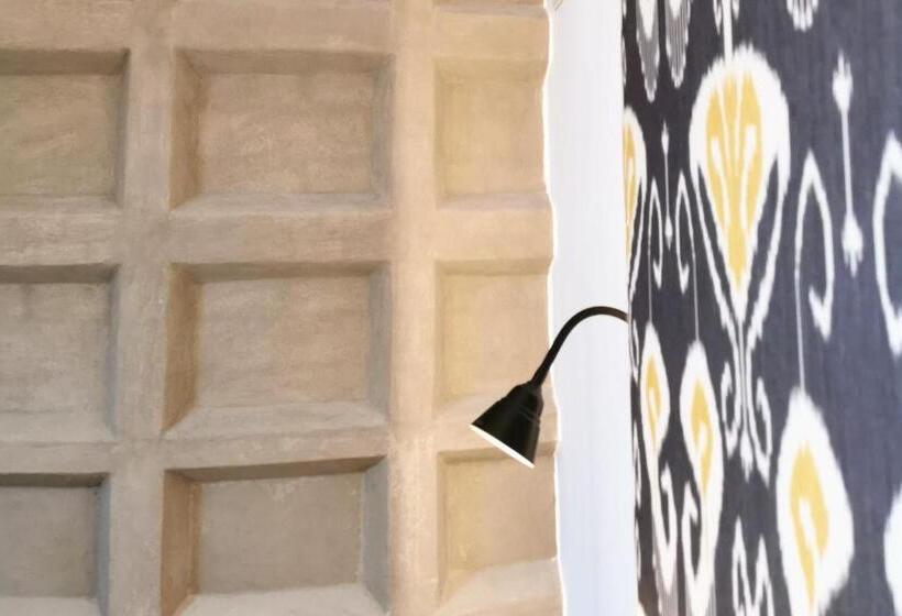 豪华房间, 1622 Adults Only