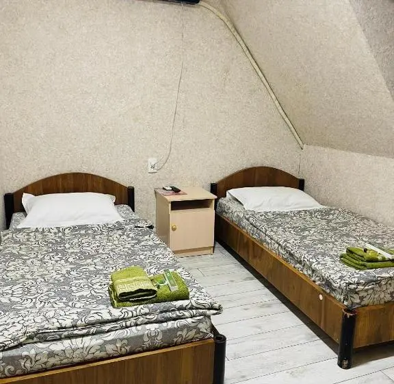 Quarto Estandar Banheiro Compartilhado, Green