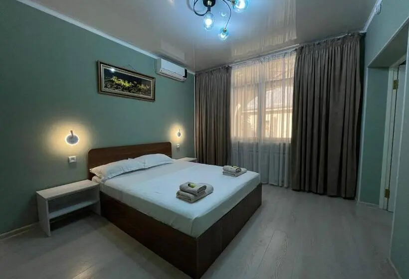Quarto Deluxe, Green