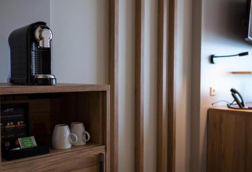 小型套房带阳台, Rebhan S Business Und Wellness