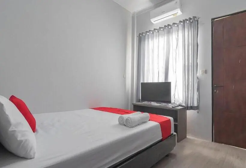 スタンダードルーム, Reddoorz Syariah Near Wisata Situ Gunung Sukabumi