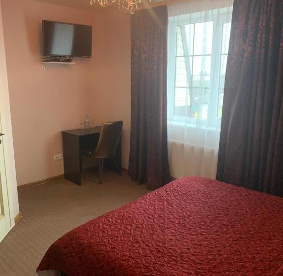 סוויטת ג'וניור, Riviera