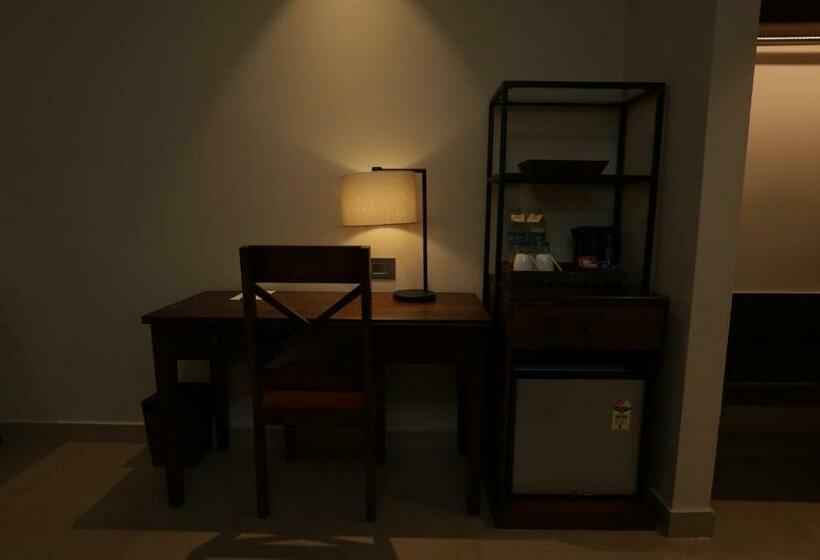 标准间带阳台, Mango Tree Resorts