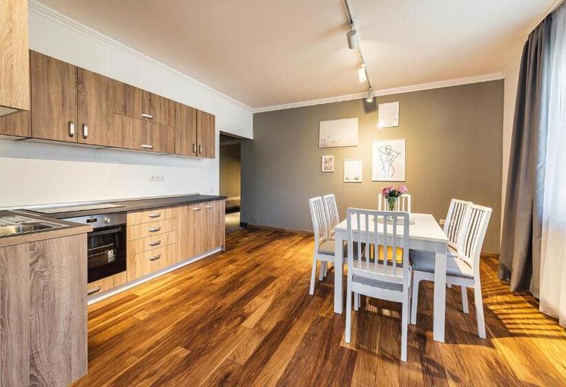 جناح عائلي, Saga Rooms