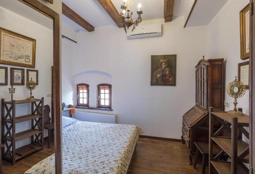 Номер Стандарт, бутик отель «via Regia»