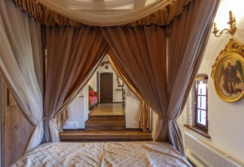 Студио Стандарт Кровать Кинг, бутик отель «via Regia»