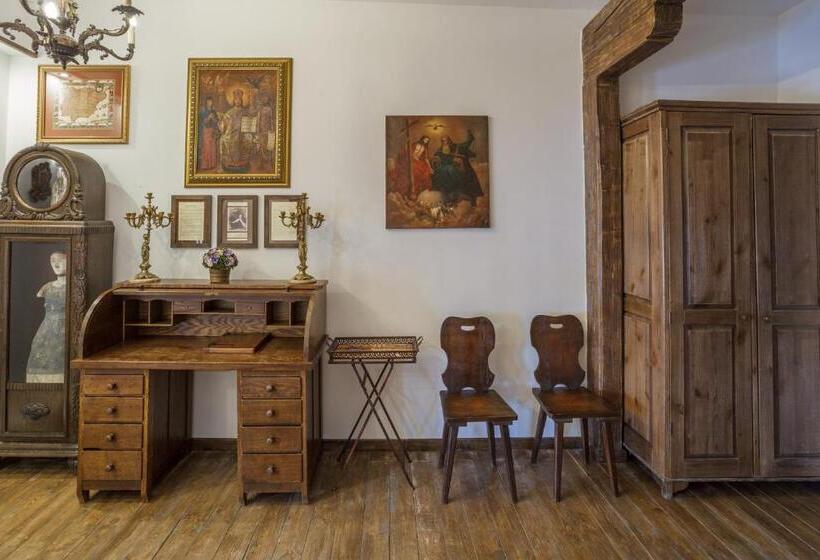 Номер Стандарт, бутик отель «via Regia»