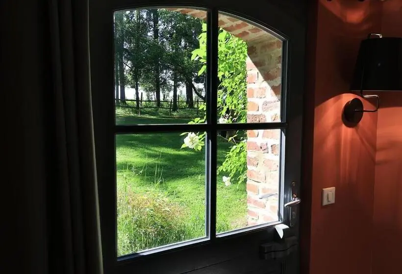 スタンダードルーム, Domaine De Fresnoy