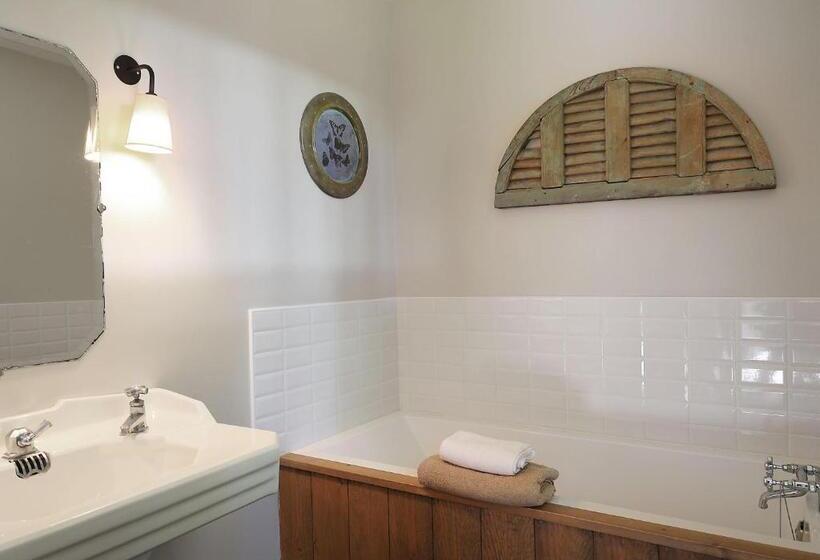 Номер Стандарт, Domaine De Fresnoy