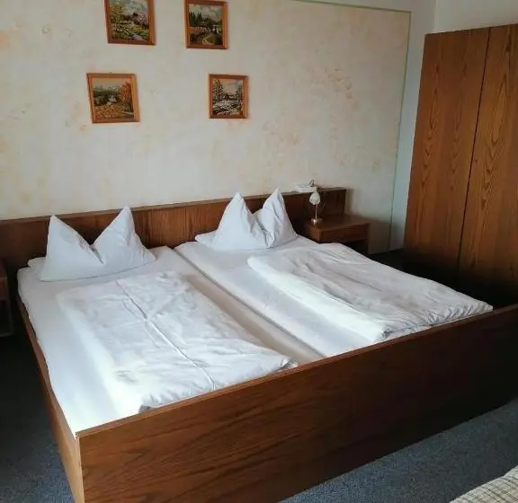 バルコニー付きスタンダードルーム, Gasthof Zur Post