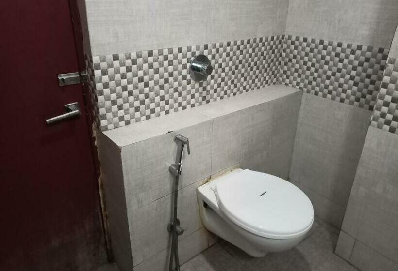 디럭스 룸, Jmd International Katihar