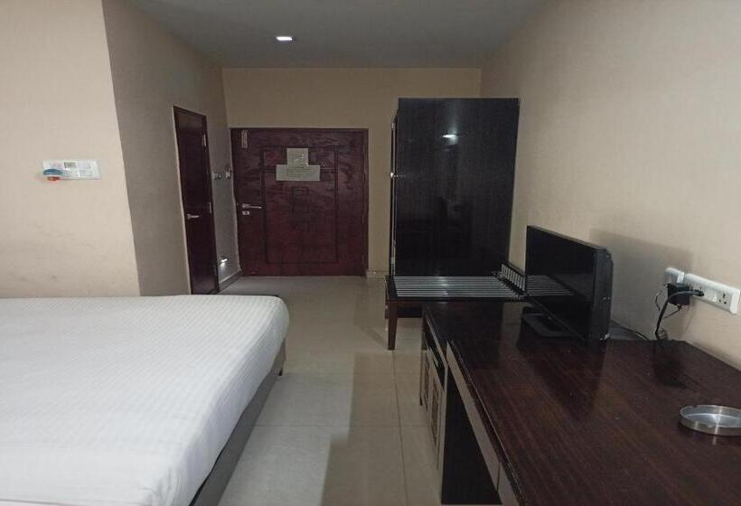 Номер Deluxe, Jmd International Katihar
