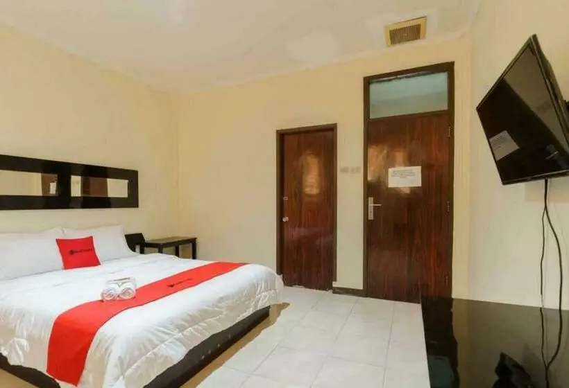 デラックスルーム, Reddoorz @ Dwipa Wisata