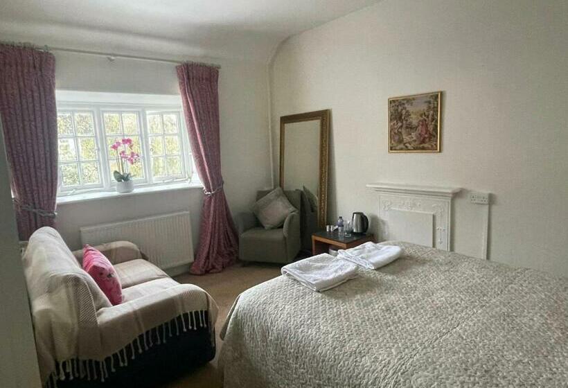 ファミリールーム, The Cricketers Inn