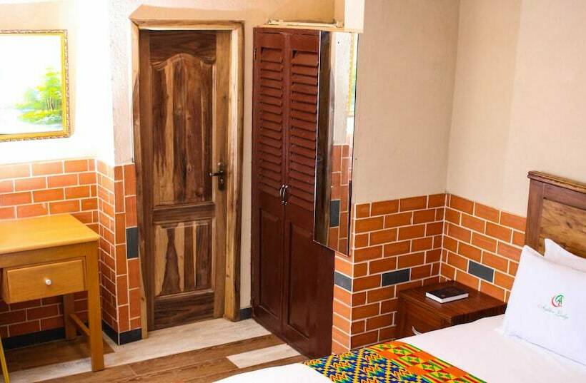 سوئیت پرزیدنت, Agblor Lodge