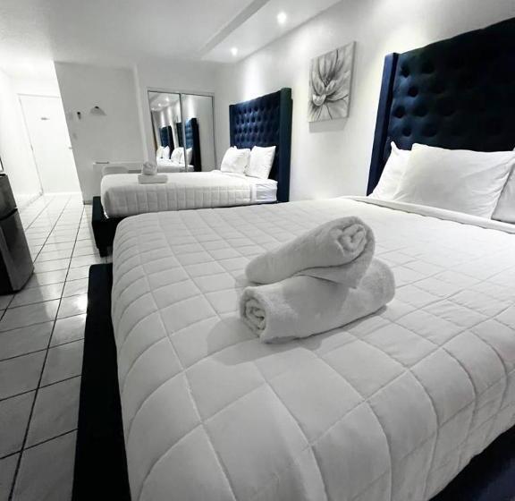 اتاق سوپریور, Douglas Highway Inn