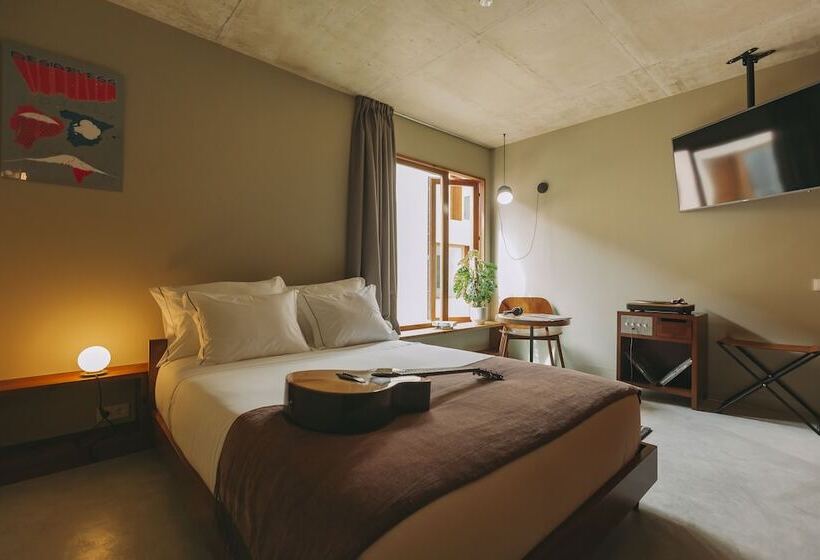 اتاق استاندارد, Outsite Porto Mouco