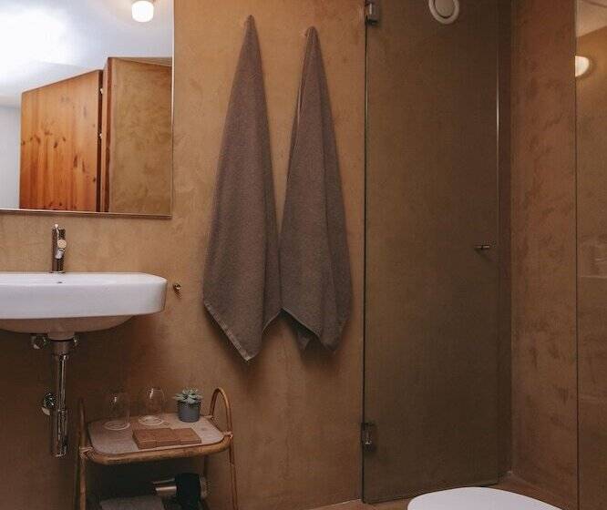 اتاق استاندارد, Outsite Porto Mouco