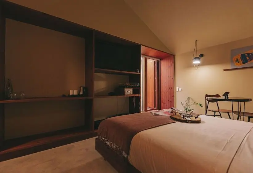 اتاق استاندارد, Outsite Porto Mouco