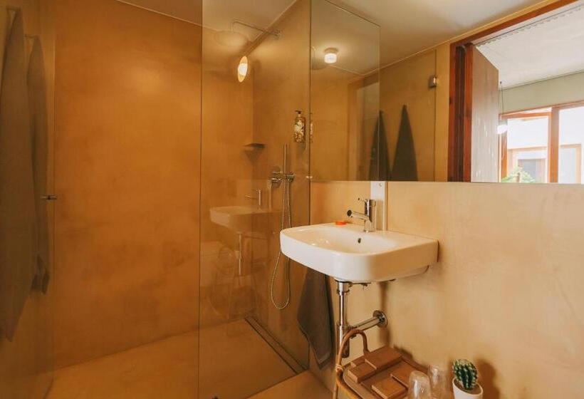 اتاق استاندارد, Outsite Porto Mouco