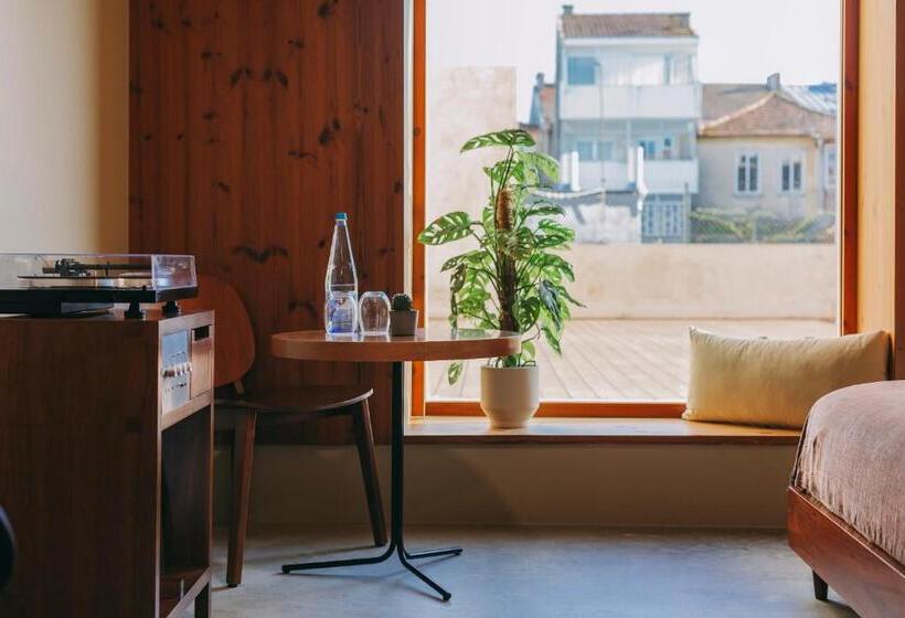 اتاق استاندارد, Outsite Porto Mouco