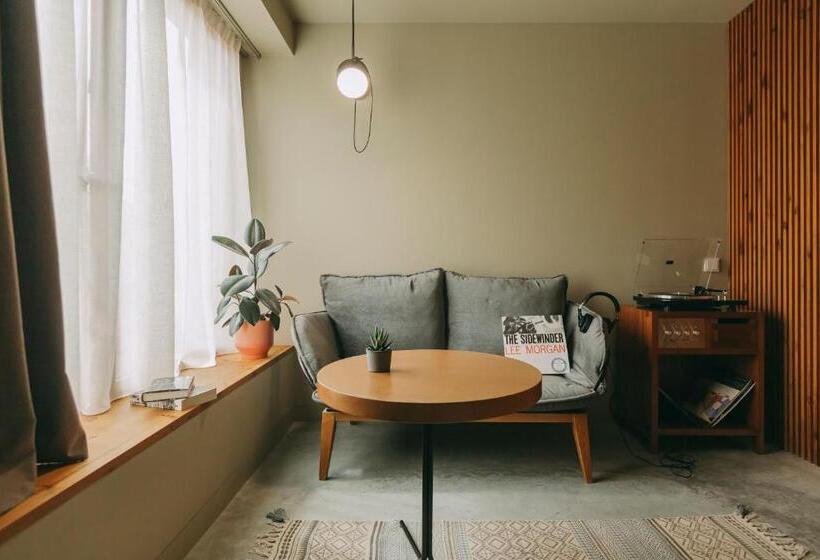 اتاق سوپریور, Outsite Porto Mouco