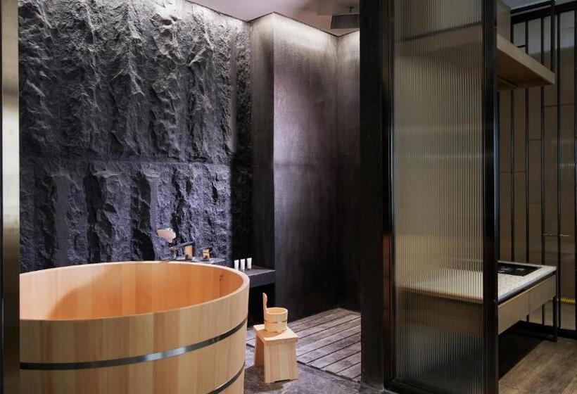 Номер Deluxe Кровать Кинг, Okura Manila