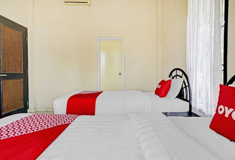Номер Deluxe, Super Oyo Flagship 90644 Cottage Nalendra Nuansa Nusantara