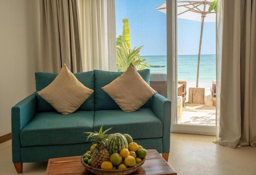 Номер Deluxe Вид на Море с Балконом, Imara Beach Resort