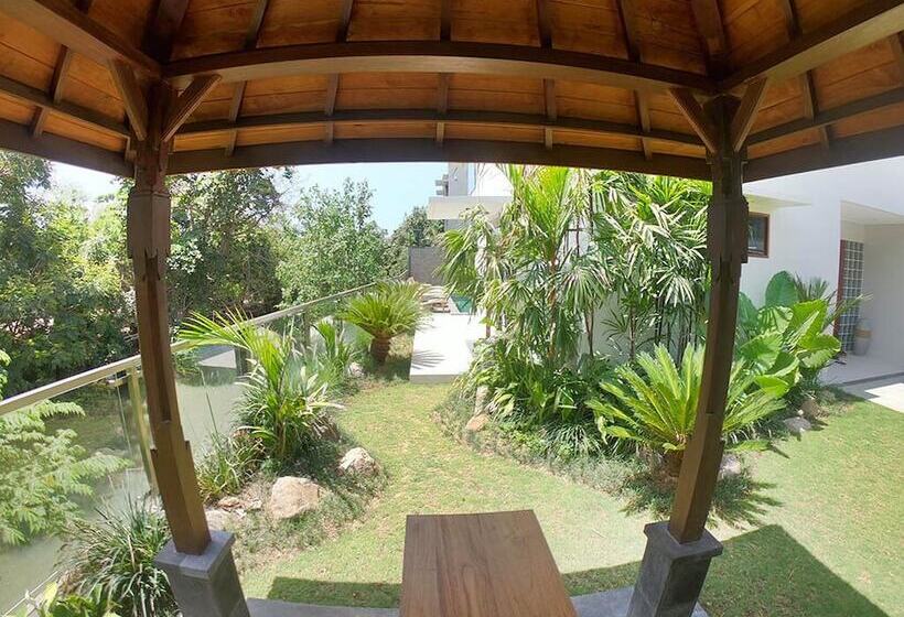 带4个卧室的别墅, Arama Villas